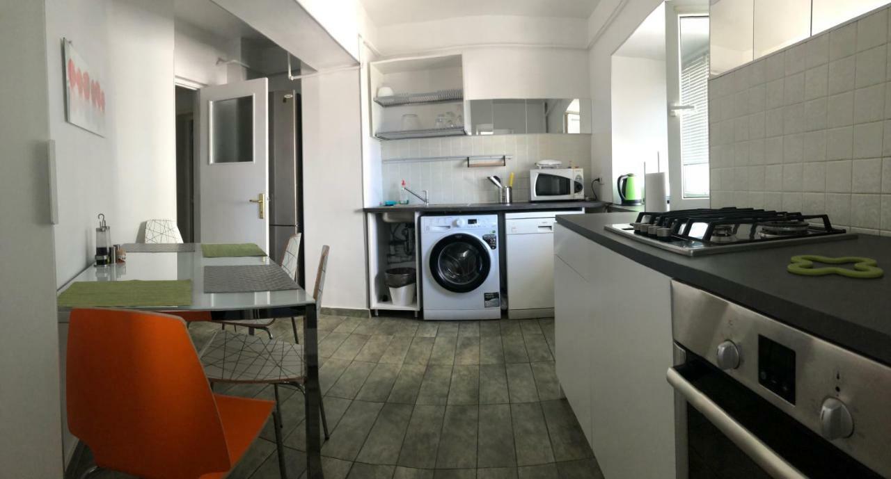 Green Apartment With Terrace 12 Bucarest Extérieur photo
